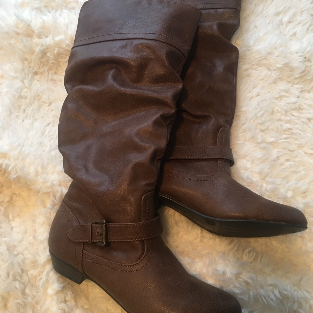 Brown boots